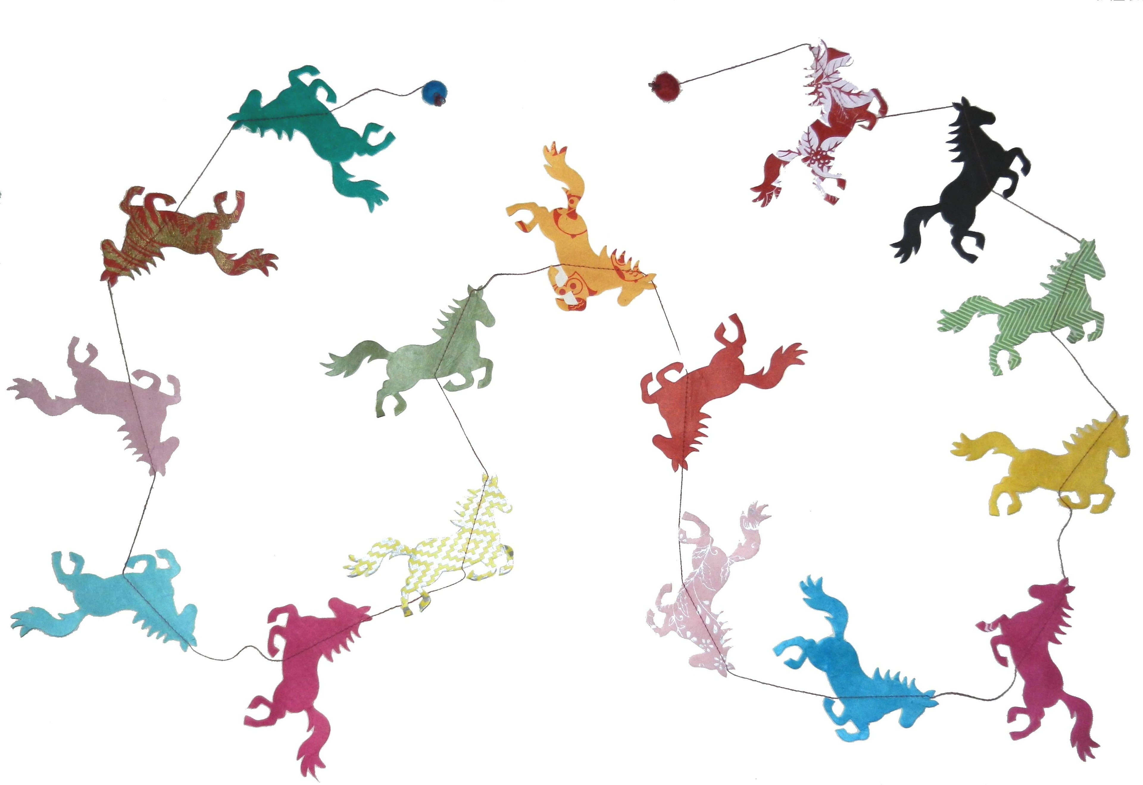 5ft  Paper Garland, Horses