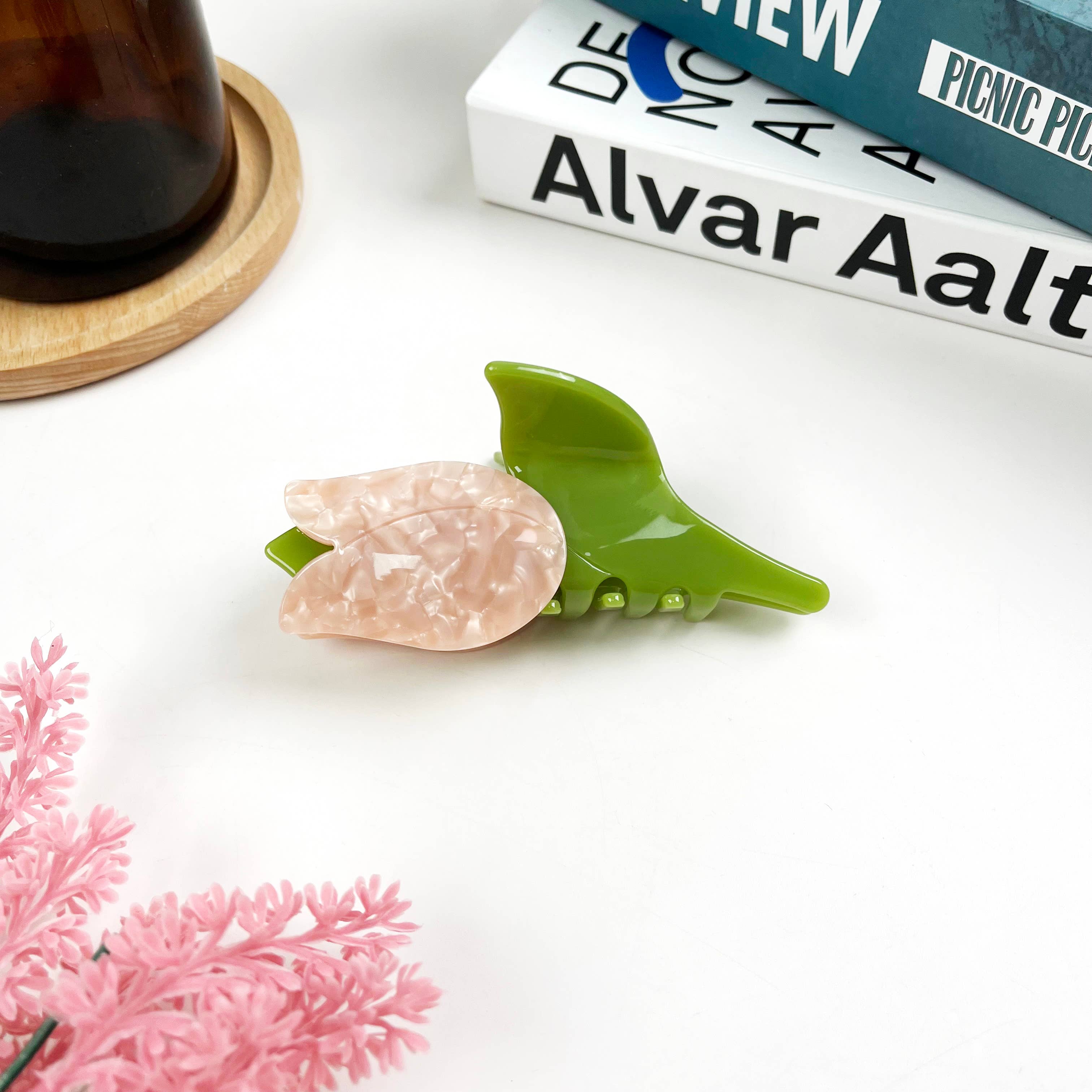 Acetate tulip claw clip flower hair clips